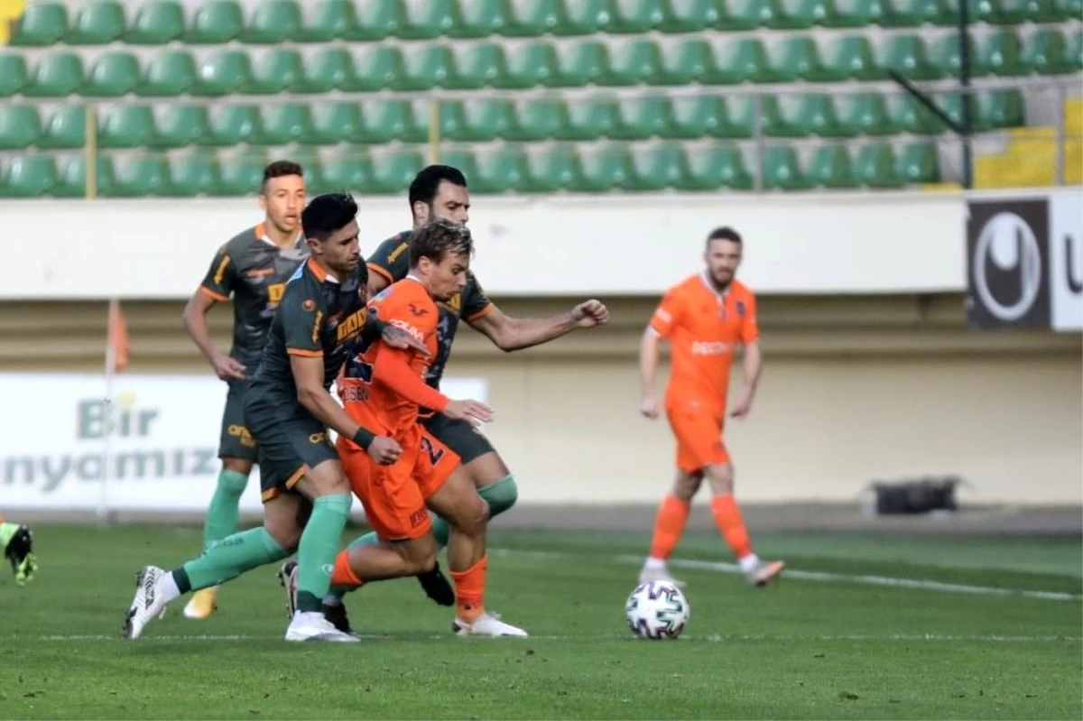 Süper Lig: Aytemiz Alanyaspor: 3 - Medipol Başakşehir: 0 (Maç sonucu)