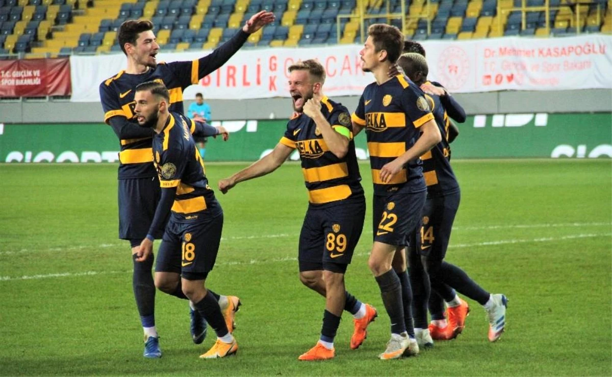 Süper Lig: MKE Ankaragücü: 3 - Yeni Malatyaspor: 1 (Maç sonucu)