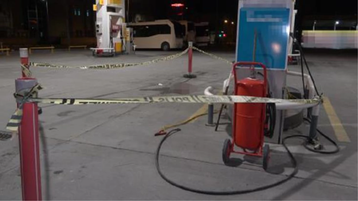 Yakıt dolumu yapılan aracı durdurmak isteyen benzinlik çalışanı ölümden döndü