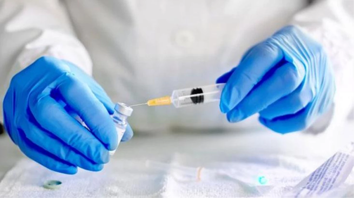 6 gün önce BioNTech\'in geliştirdiği koronavirüs aşısını olan doktorun testi pozitif çıktı