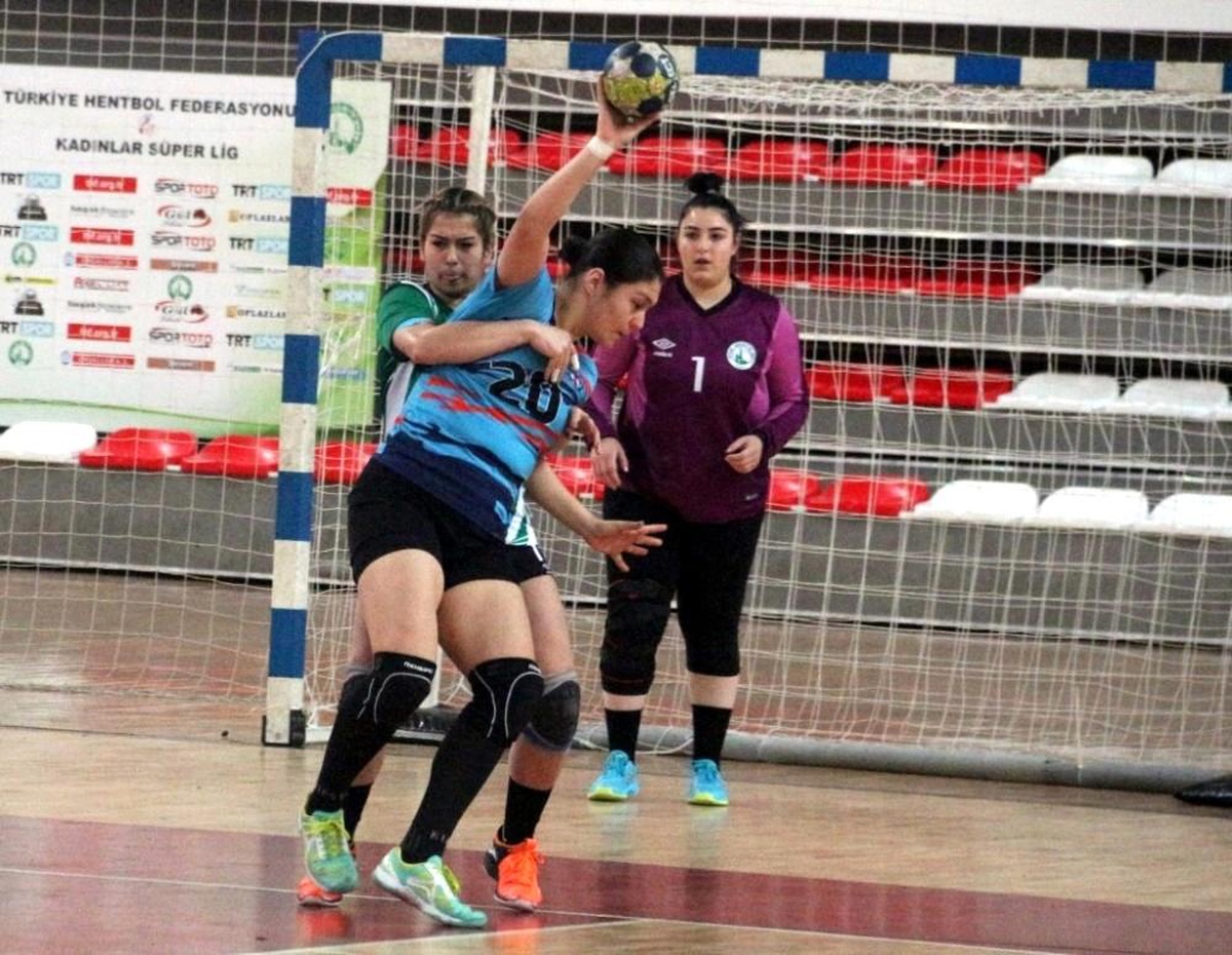 Kadınlar Hentbol Süper Ligi: Sivas Belediyespor: 24 Konyaaltı Belediye: 31