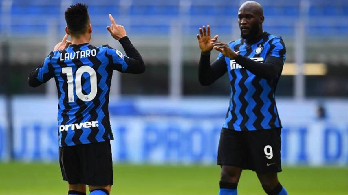Lautaro\'nun 4 gol attığı maçta Inter, Crotone\'yi farklı yenip lider oldu