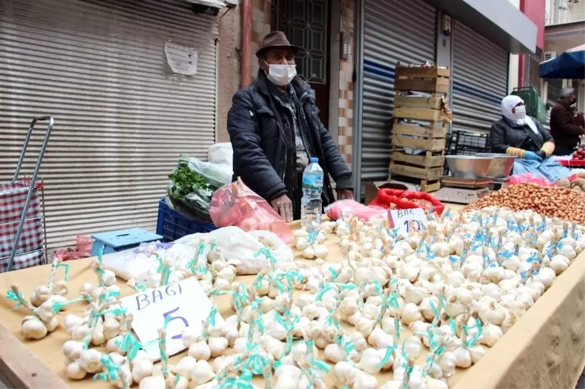 Aşılar Türkiye\'ye geldi sarımsağın da ateşi düştü