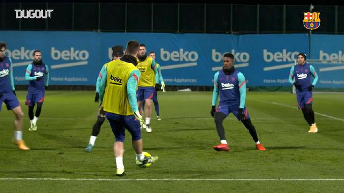 Barcelona Yılın İlk Antrenmanını Yaptı
