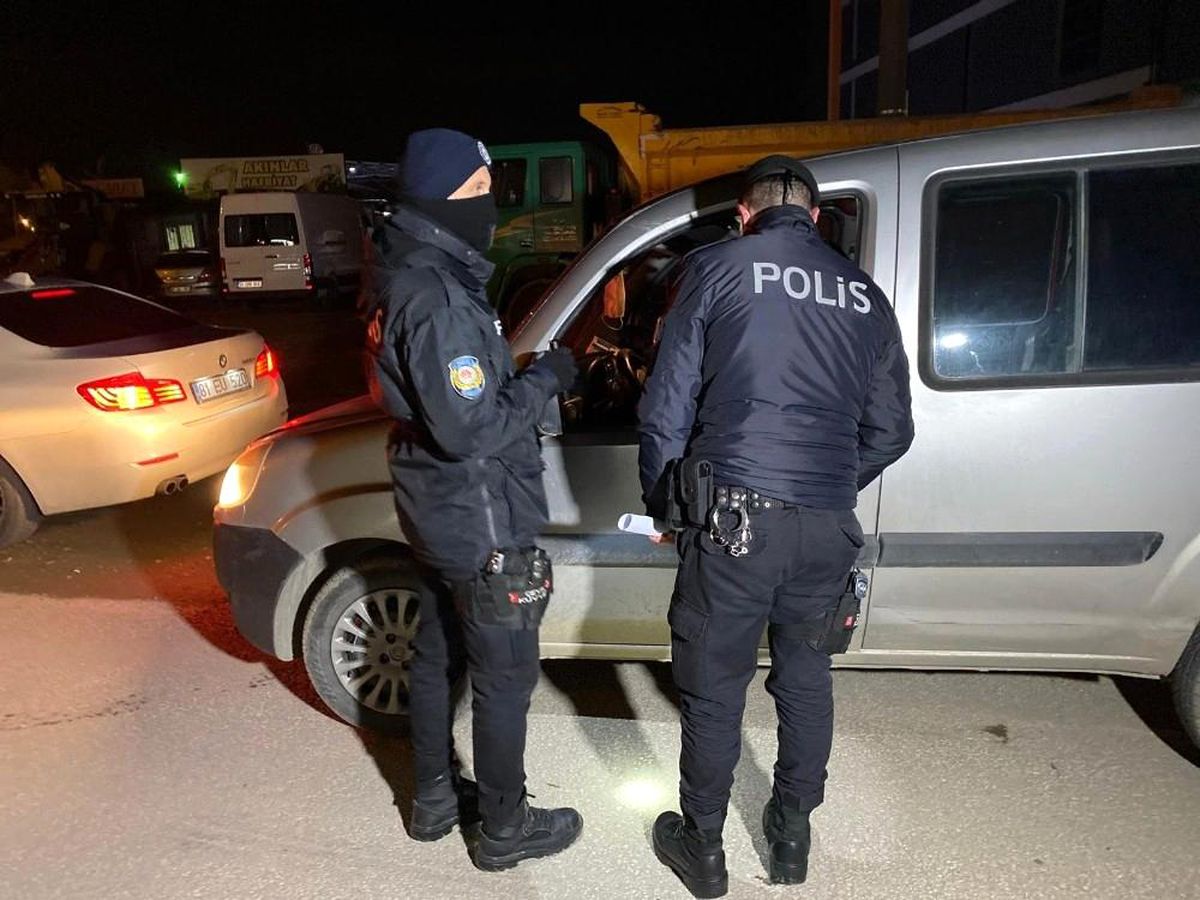 Düzce\'de 80 saatlik kısıtlamada 192 kişiye 604 bin lir ceza