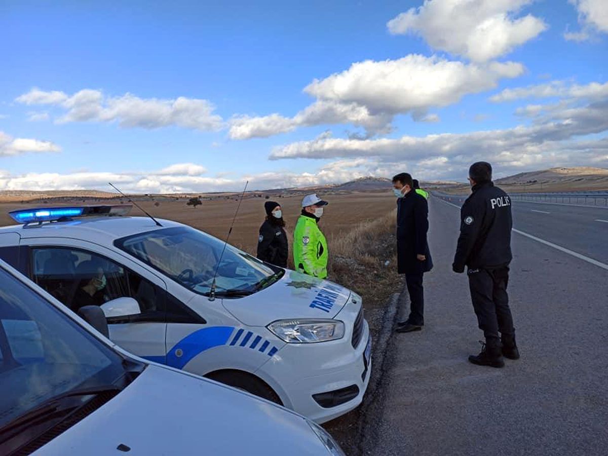 Kaymakam trafik denetimine katıldı