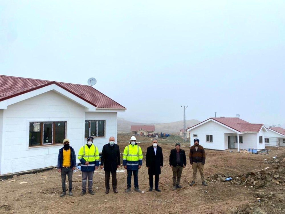 Kırsal mahallelerdeki deprem konutları yükseliyor
