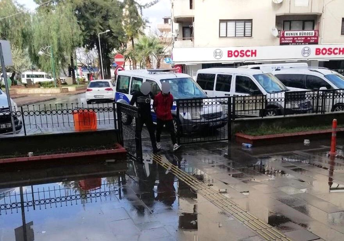 Kuşadası\'nda 5 ayrı suça karışan şüpheli yakalandı