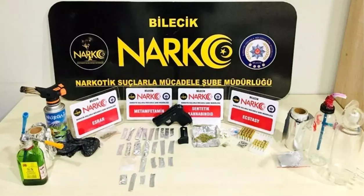 Uyuşturucu operasyonunda 1\'i avukat 8 kişi gözaltına alındı