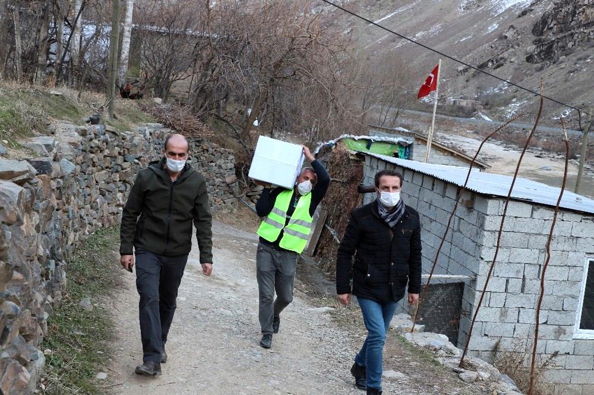 Vefa ekibi vatandaşın yüzünü güldürüyor