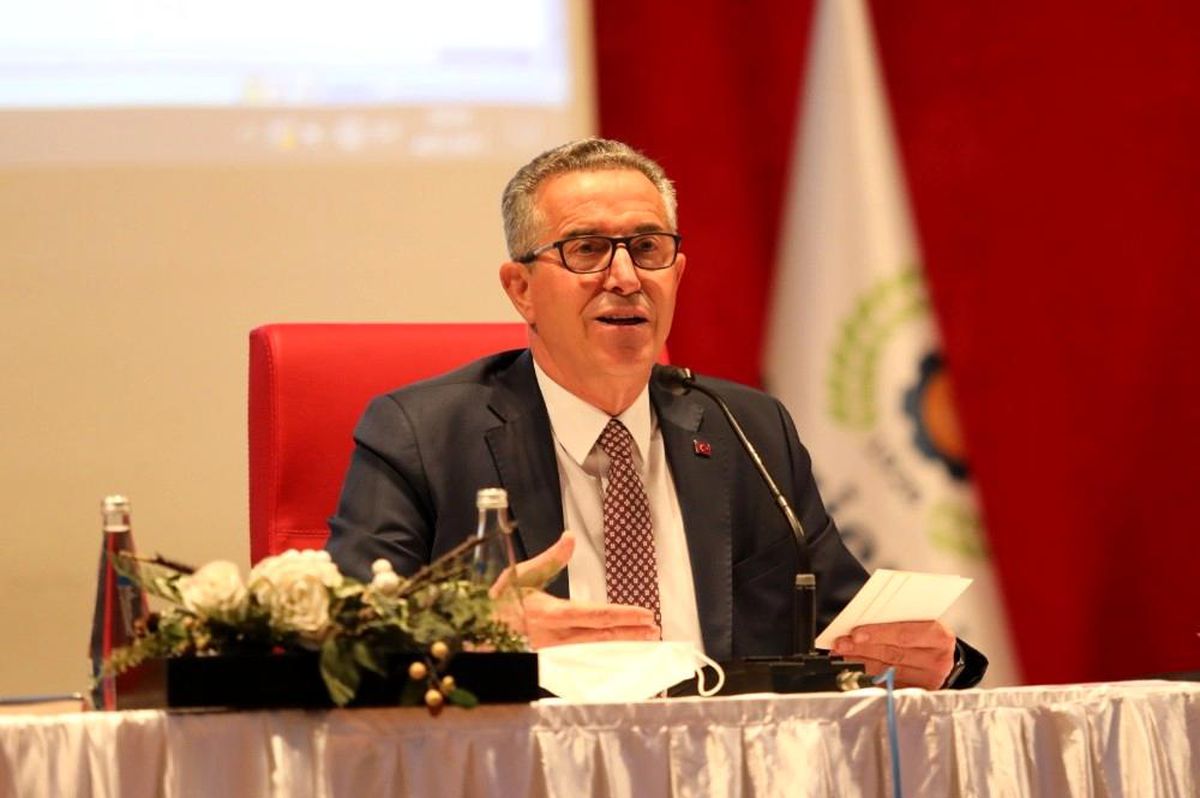 Başkan Arda, belediyenin esnafa borcunu "sıfır"ladı