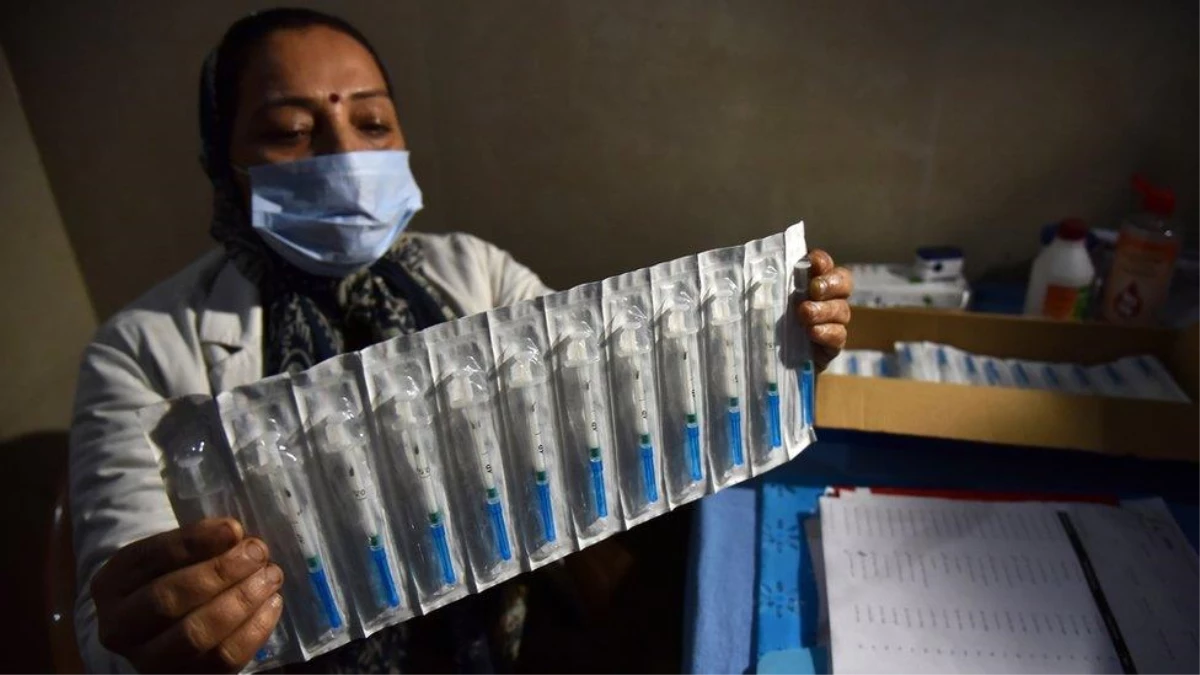 Dünyanın en büyük aşı üreticisi Hindistan, koronavirüs aşısı ihracatına hazırlanıyor