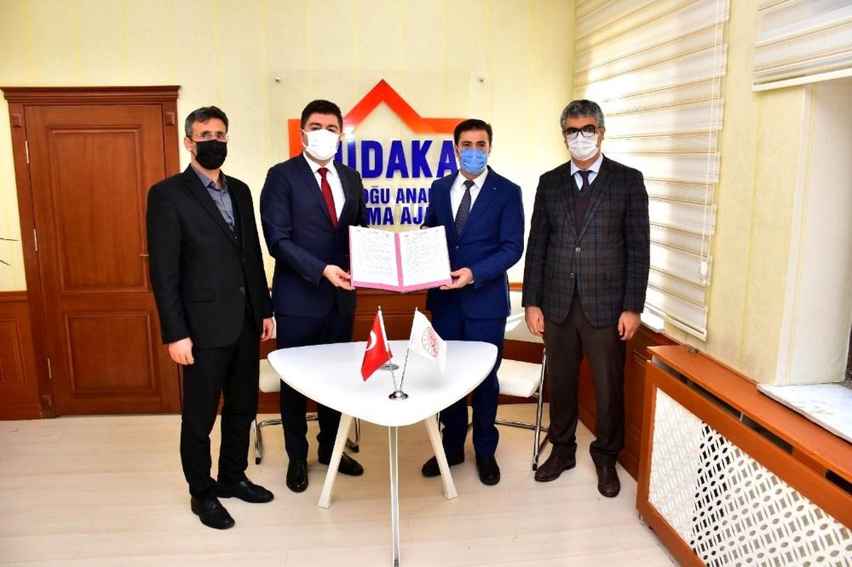 Elektrik giderlerinde yüzde 14\'lük düşüş hedefleniyor