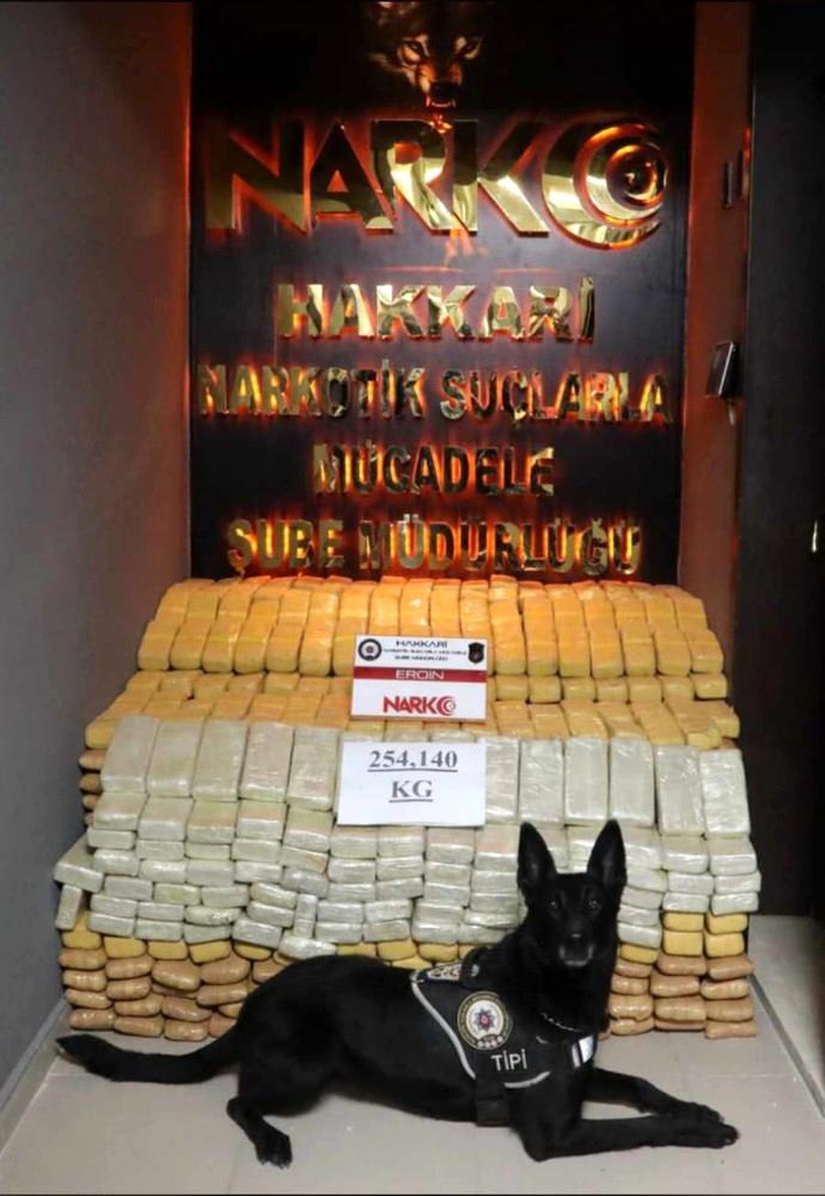 Son Dakika | Hakkari\'de 254 kilo eroin ele geçirildi