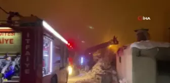 Son dakika haberleri! Horasan'da çatıda çıkan yangın korkuttu