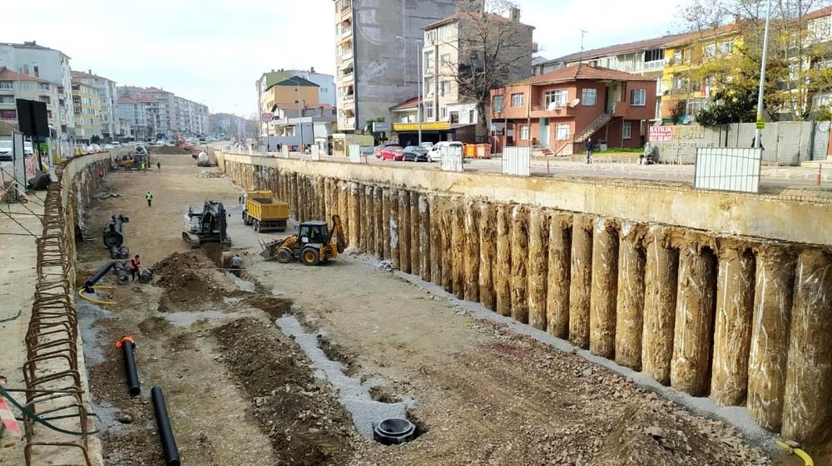 Son dakika haberleri! Karamürsel Köprülü Kavşağında tünel kazısına başlandı