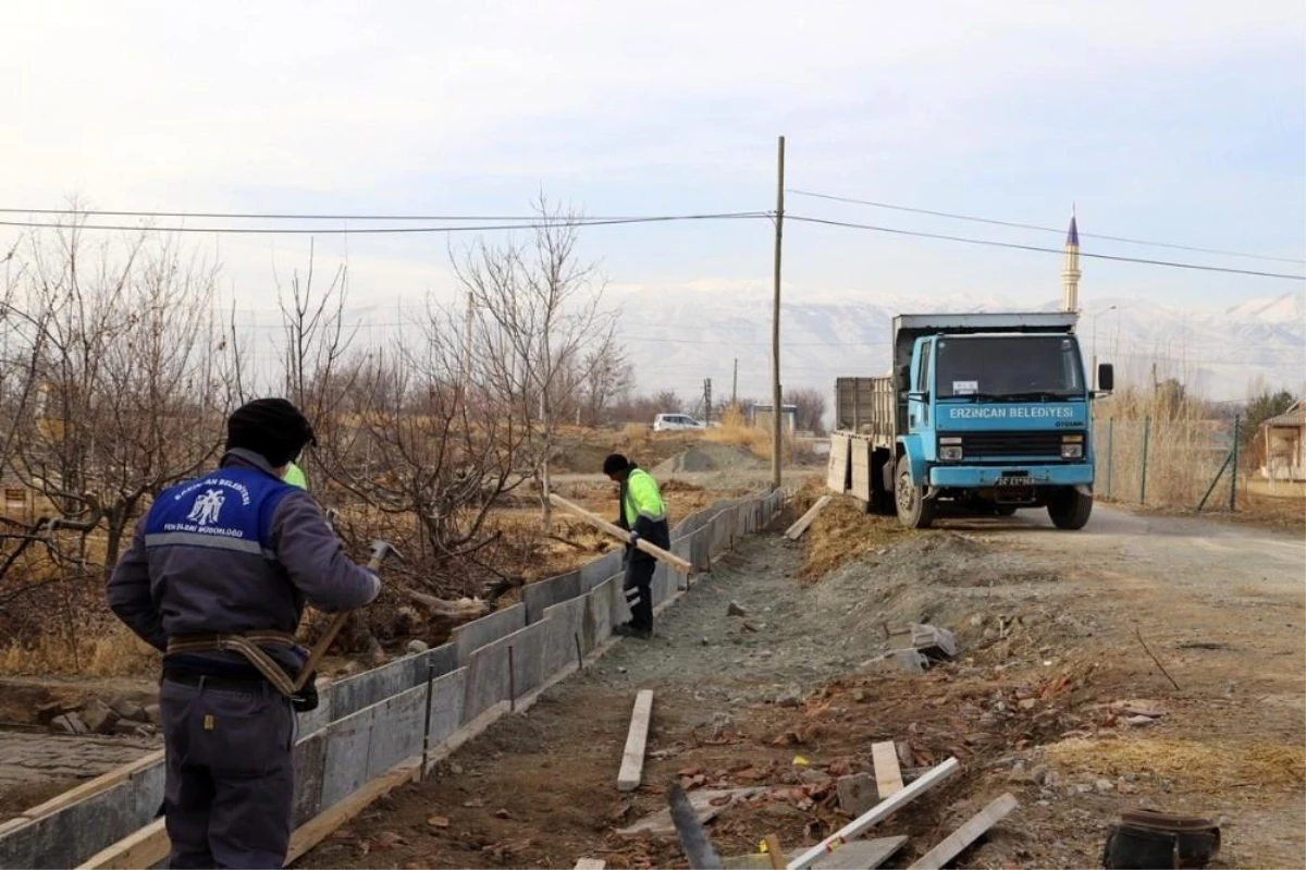 Karın yağmadığı Erzincan\'da belediye çalışmalarının sezonu uzadı