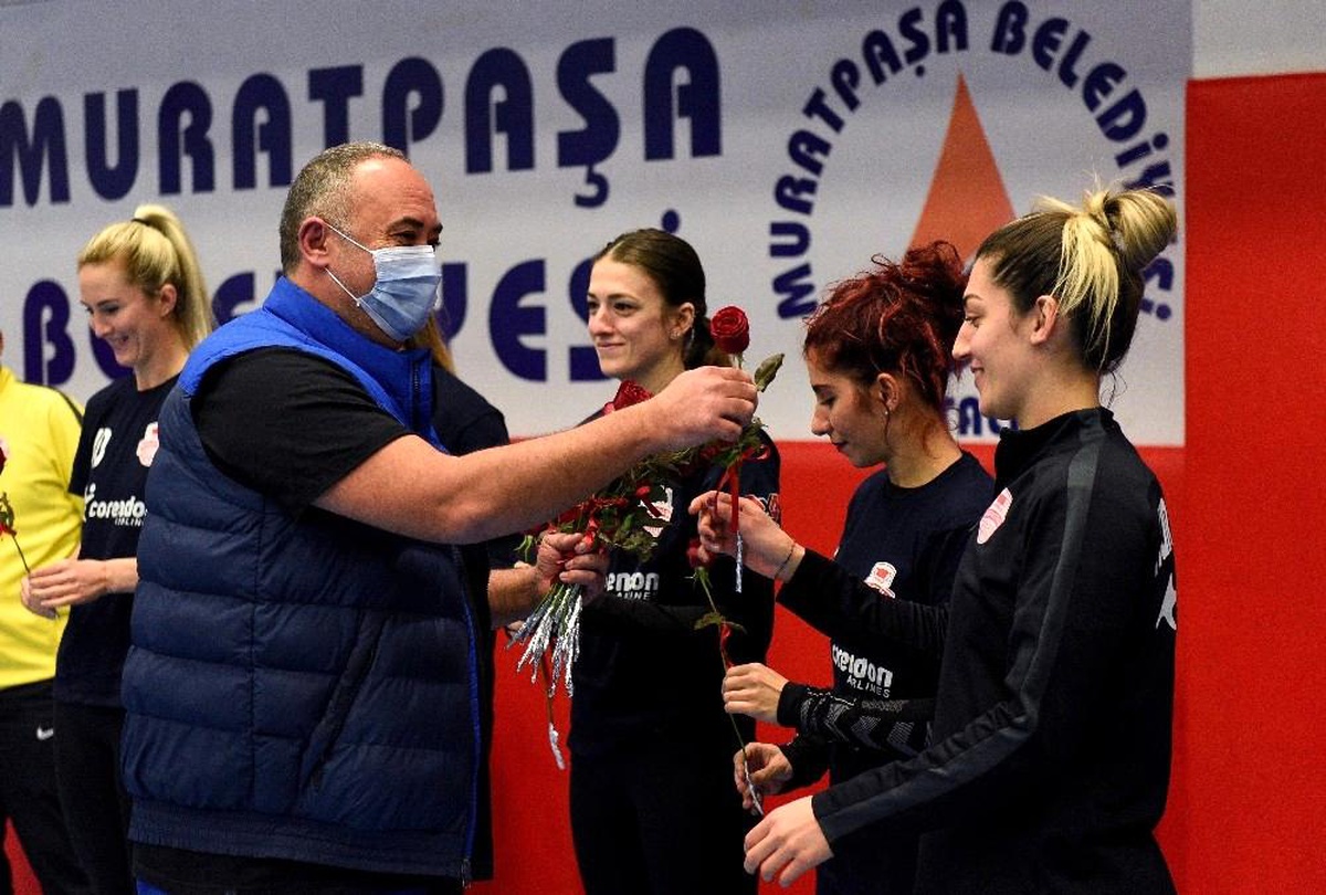 Muratpaşa Belediyespor\'da Kadir Ayar dönemi başladı