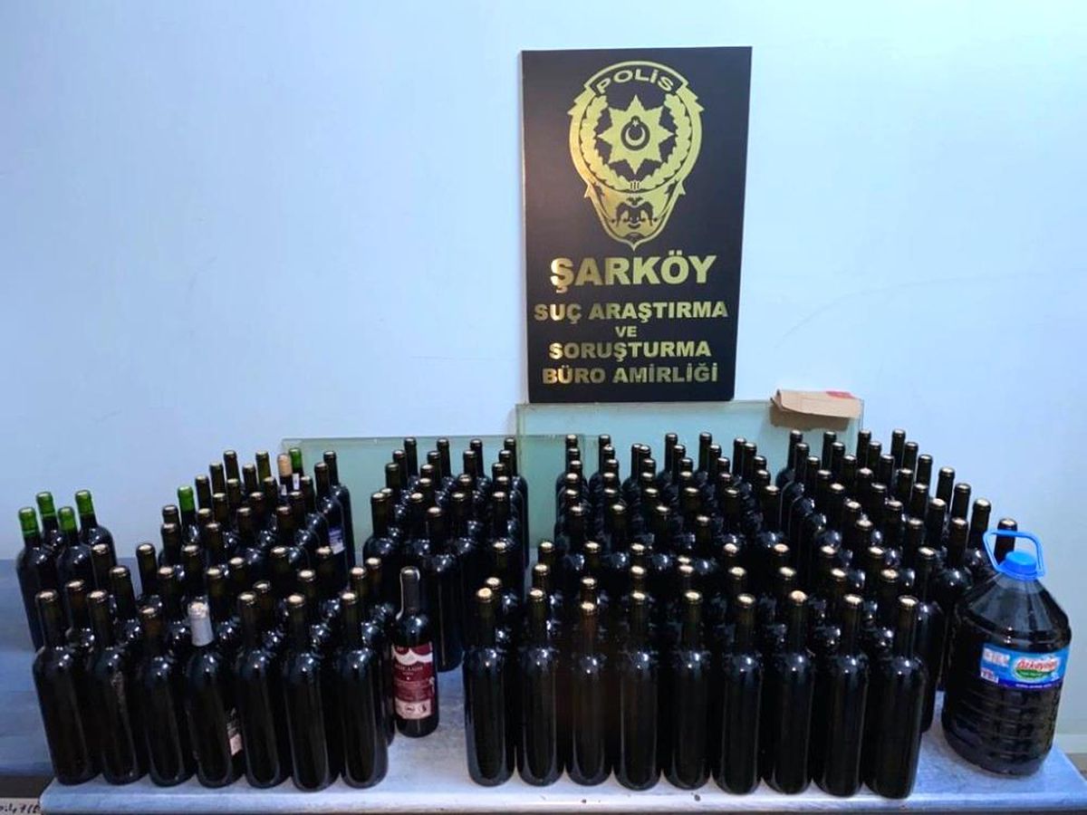 Tekirdağ\'da şüphe üzerine durdurulan araçlarda kaçak içki ele geçirildi