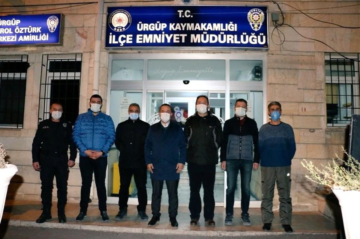 Son dakika haberi: AK Parti Ürgüp İlçe Başkanı Kahraman\'dan \'polisimin yanındayım\' ziyareti