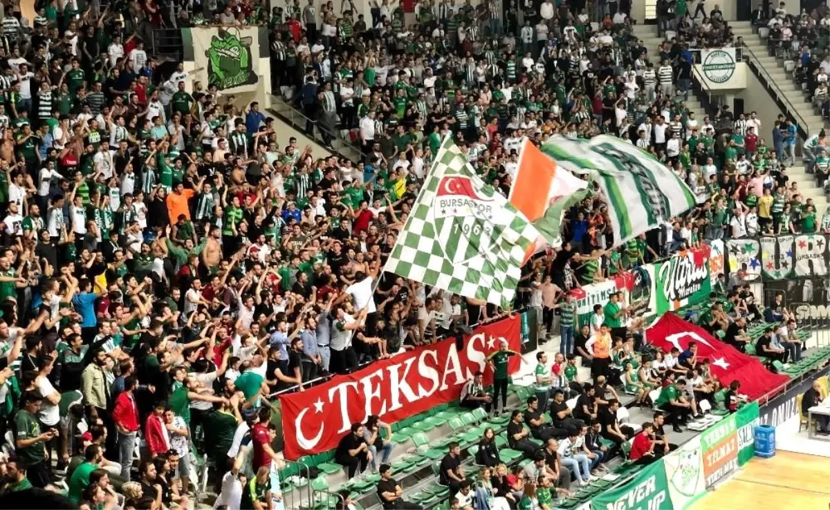 Bursaspor taraftar grubu Teksas\'tan çok sert açıklama