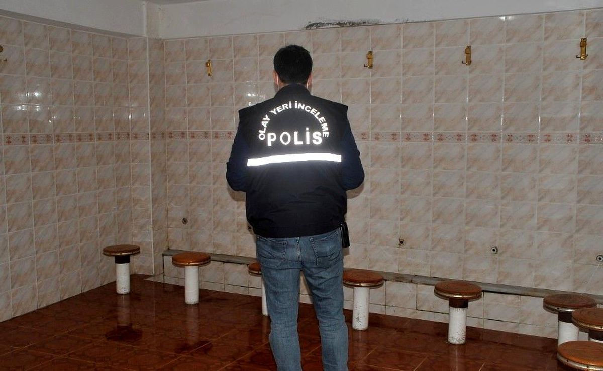Caminin musluklarını çaldılar