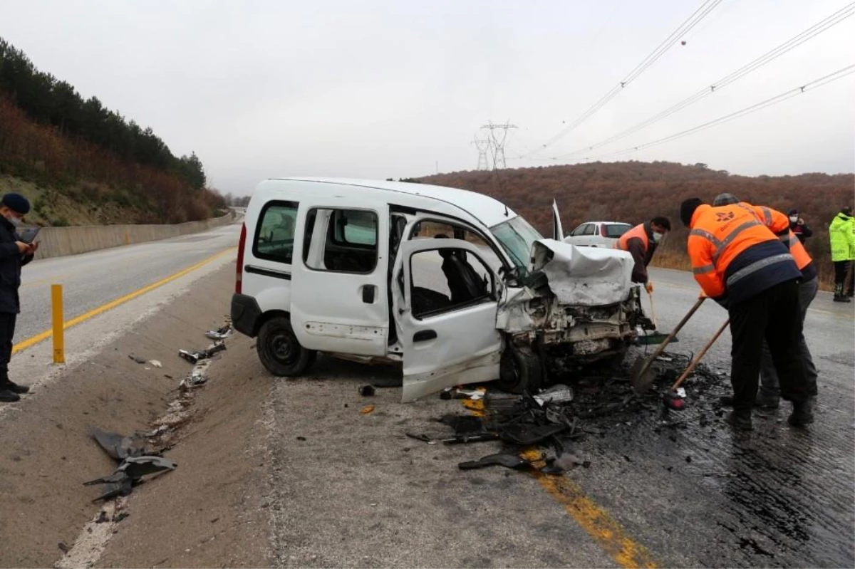 Çankırı\'da trafik kazası: 2 ölü, 4 yaralı