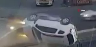 Kazada kontrolden çıkan araç refüje çıkıp takla attı