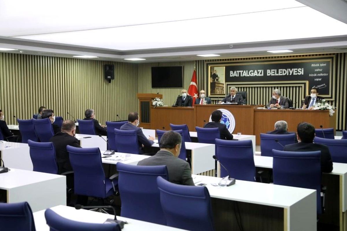 Güder: "Battalgazi\'yi her alanda daha da ileriye götüreceğiz"