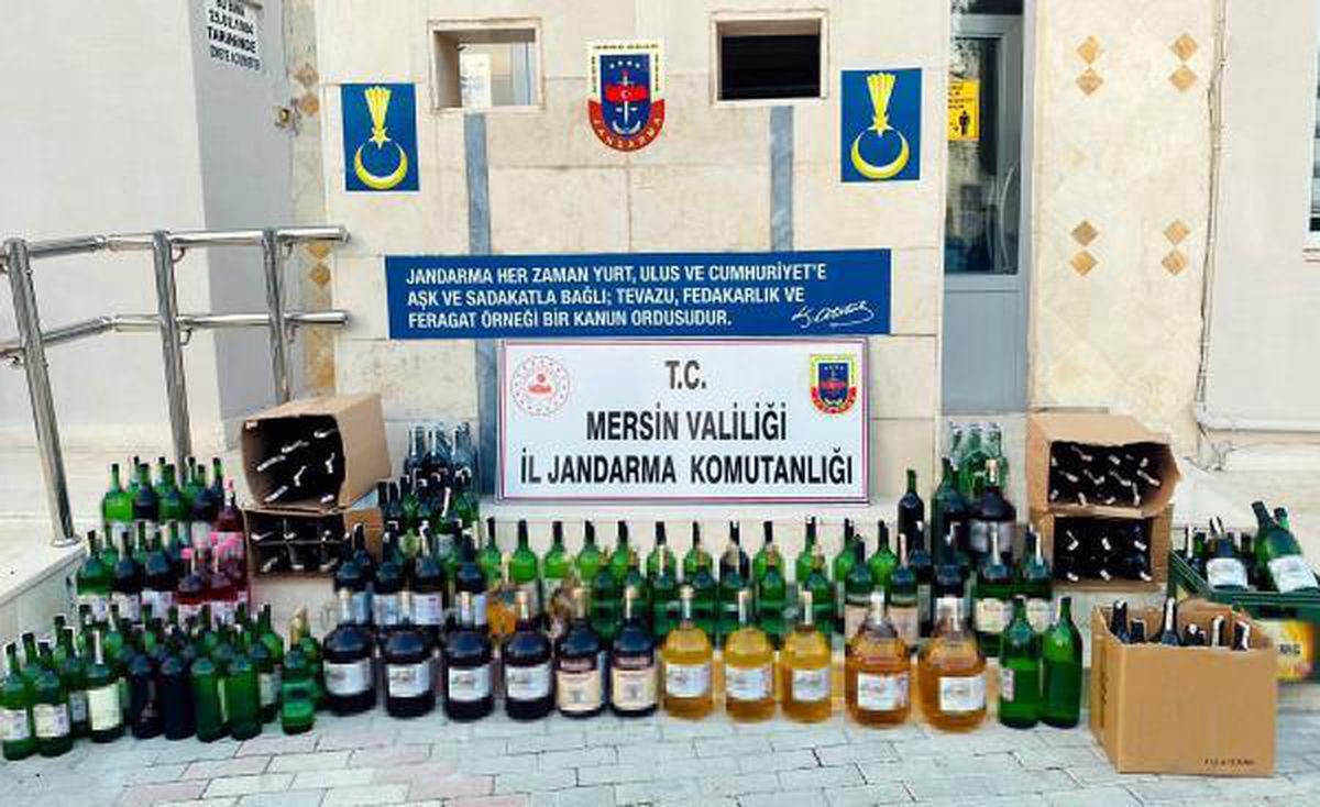 Mersin\'de 232 litre satışa hazır sahte içki ele geçirildi