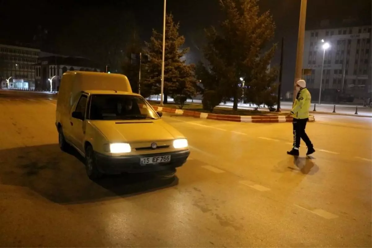 Son dakika haberleri! Afyonkarahisar\'da kısıtlamada denetimler başladı