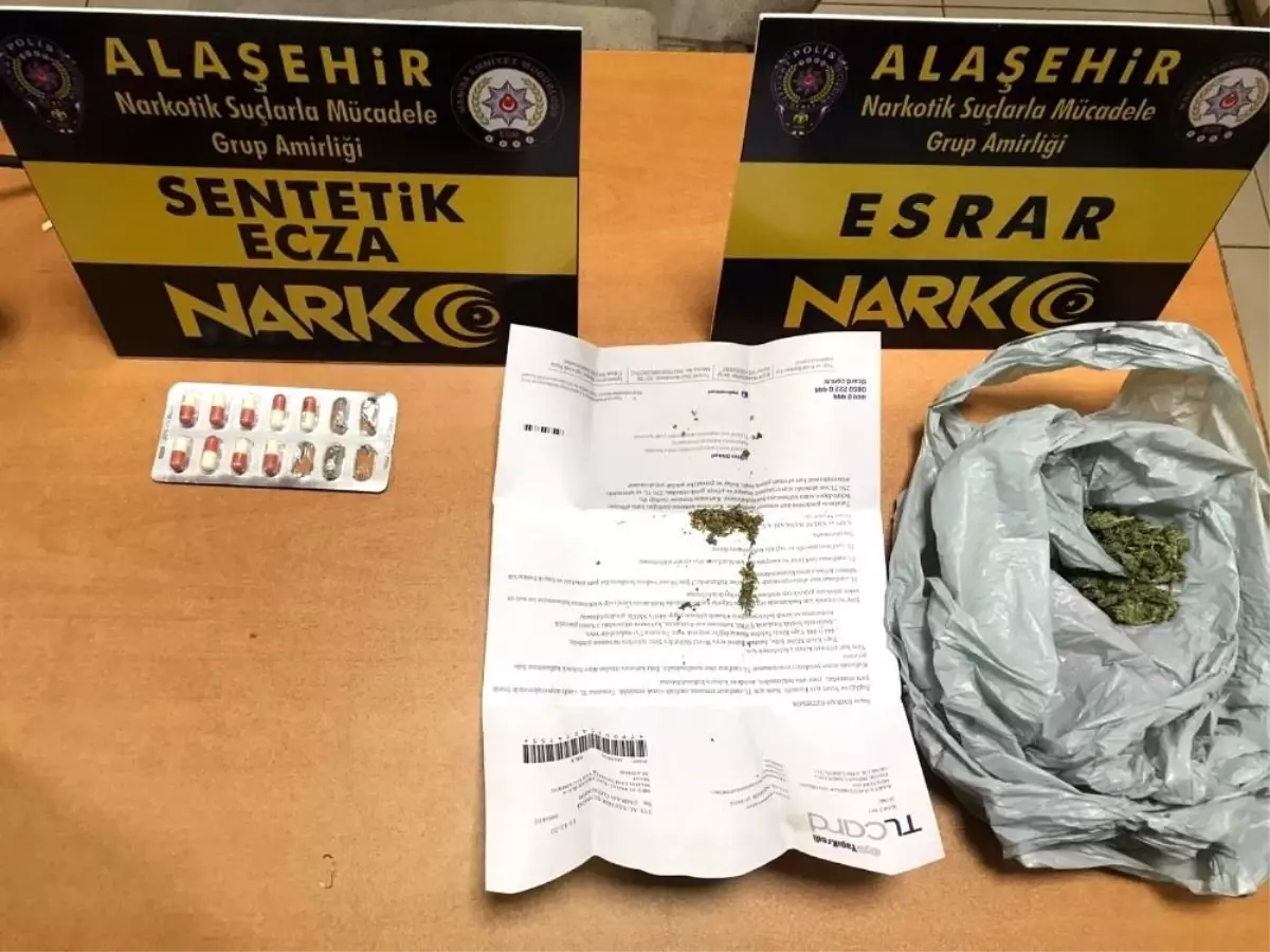 Alaşehir polisi tarafından yapılan uygulamada 14 kişi gözaltına alındı