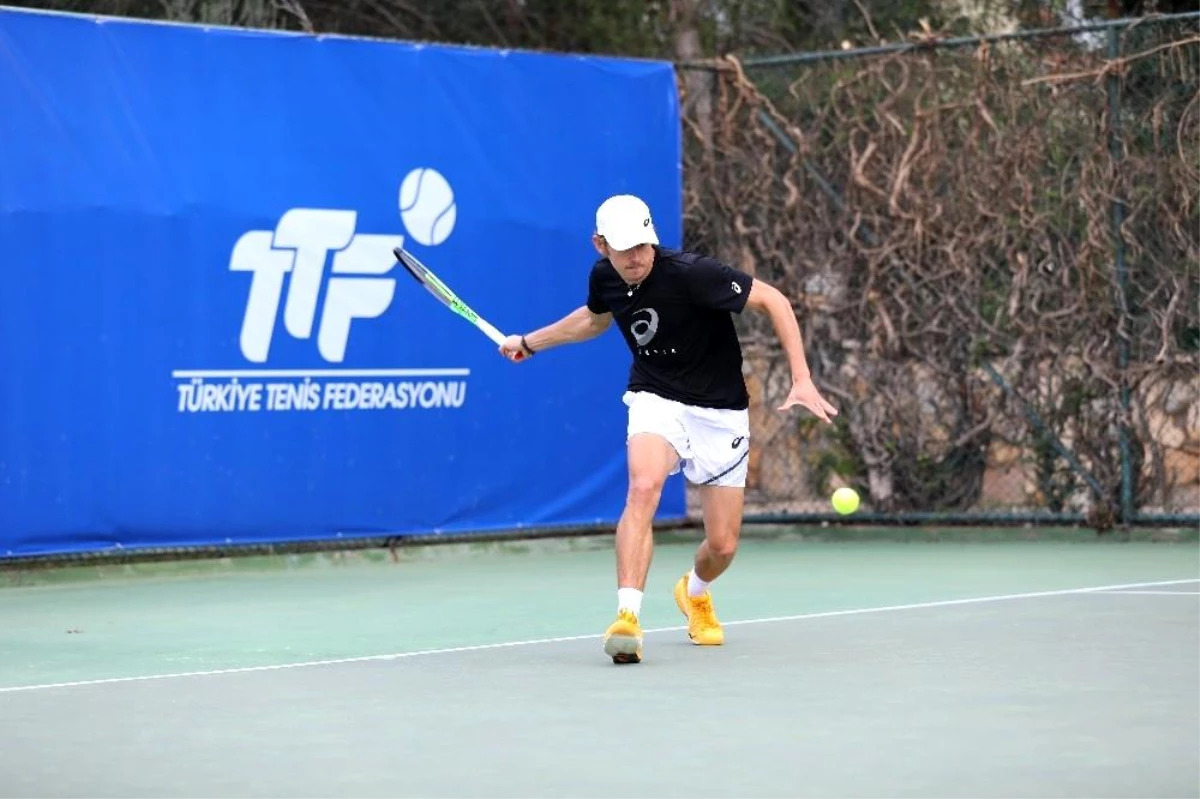 Antalya Open\'da ikinci gün geride kaldı