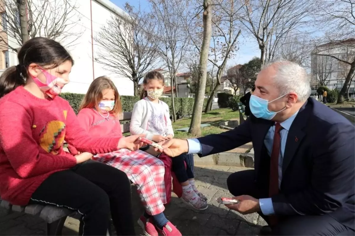 Son dakika haberi! Başkan Büyükgöz\'den parkta eğlenen çocuklara sürpriz