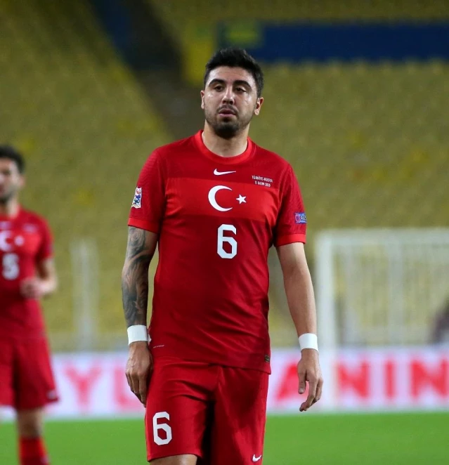Bursaspor'un gözü Ozan Tufan transferinde! Dayanışma payı alacaklar