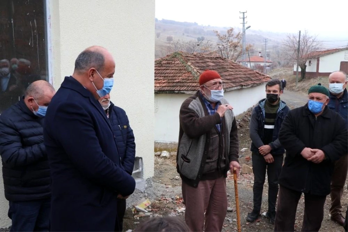 MHP\'den Bedesten ve Kılıçlar köyüne ziyaret