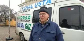 Minibüsü seyyar tamir dükkanı haline getirdi