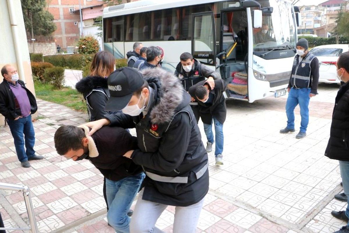 Son dakika... 2 ildeki 10 adrese yapılan narkotik operasyonunda 5 kişi tutuklandı