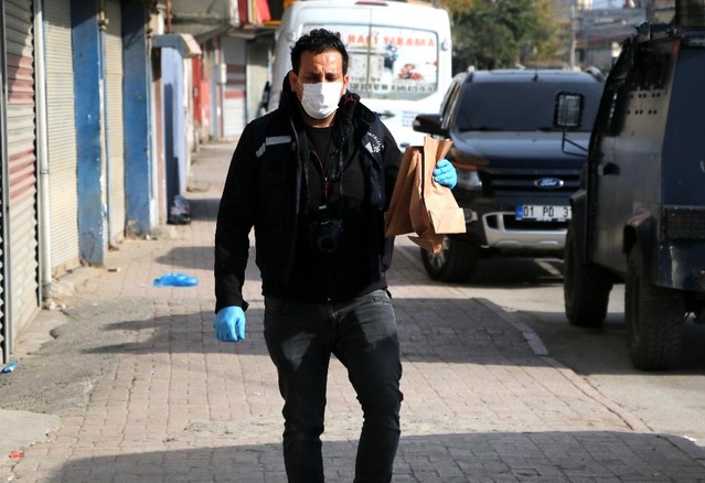 Adana'da şüpheli kargo alarmı