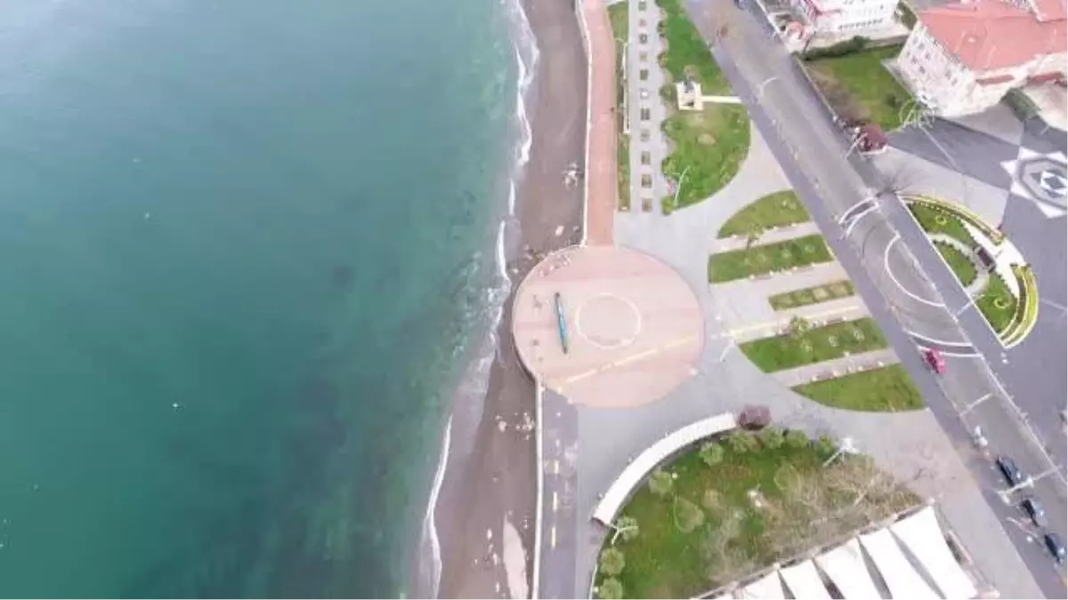 "Batı Karadeniz\'in incisi" Akçakoca\'da sakinlik drone ile görüntülendi