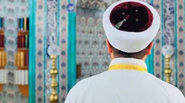 Cami imamından CHP'lilerle ilgili skandal paylaşım! İlçe başkanı suç duyurusunda bulundu