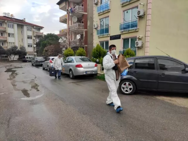 Genç Aleyna'nın sır ölümü! Cansız bedeni yalnız yaşadığı aparttaki yatağında bulundu Genç Aleyna'nın sır ölümü! Cansız bedeni yalnız yaşadığı aparttaki yatağında bulundu
