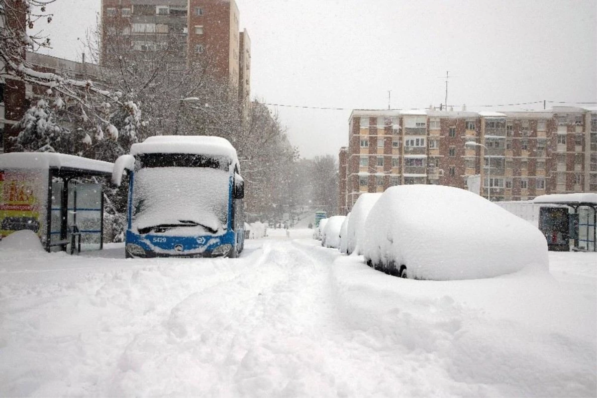 İspanya\'da Filomena kar fırtınasında ölü sayısı 4\'e yükseldi