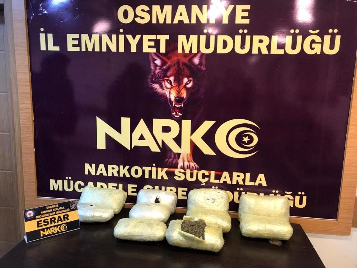 Sırt çantalarından uyuşturucu çıkan şahıslar tutuklandı