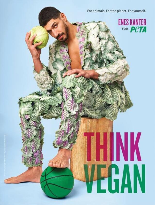 Ahmet Hakan'dan FETÖ'cü Enes Kanter'e veganlık göndermesi: Maklubeci tosun marulcu olmuş