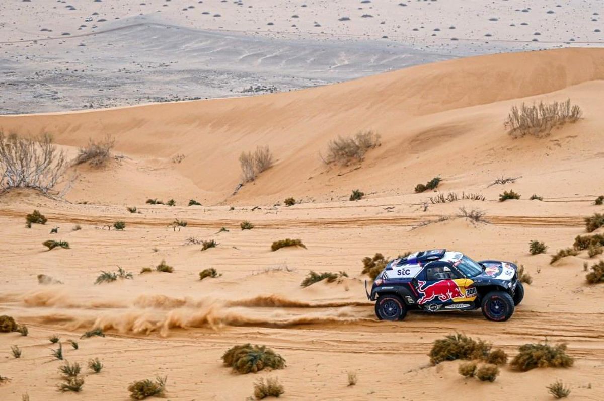 Dakar Rallisi'nde Red Bull sporcuları zirvede