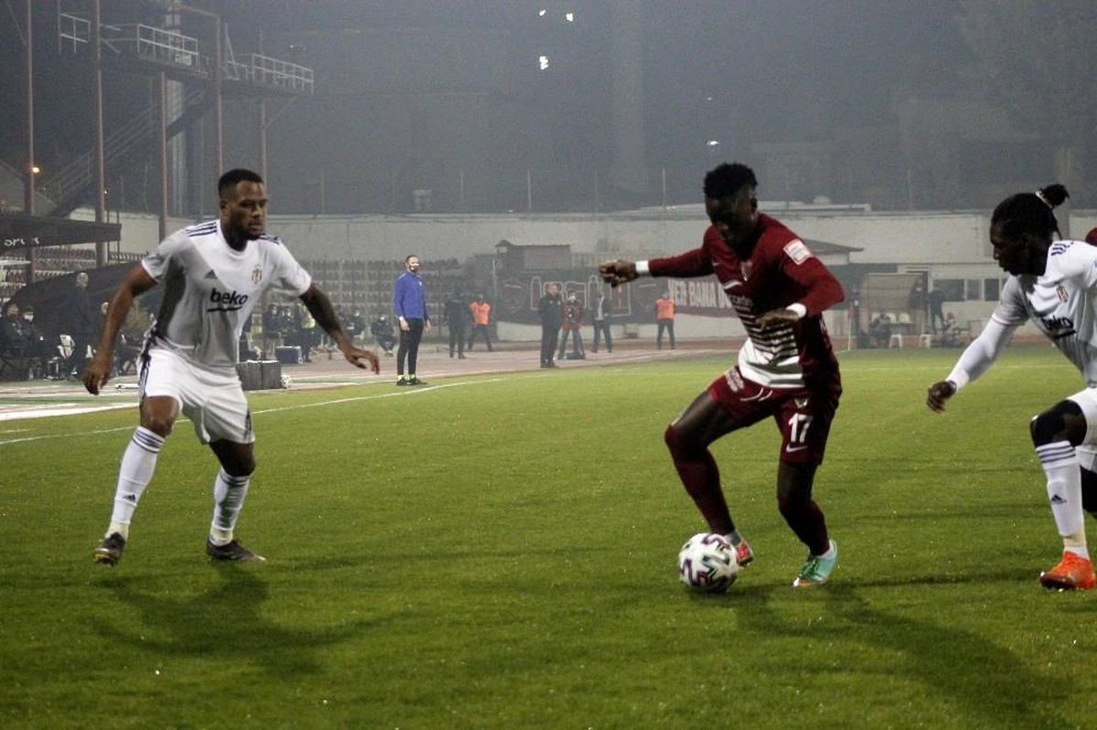 Süper Lig: Hatayspor: 2 Beşiktaş: 1 (Maç devam ediyor)