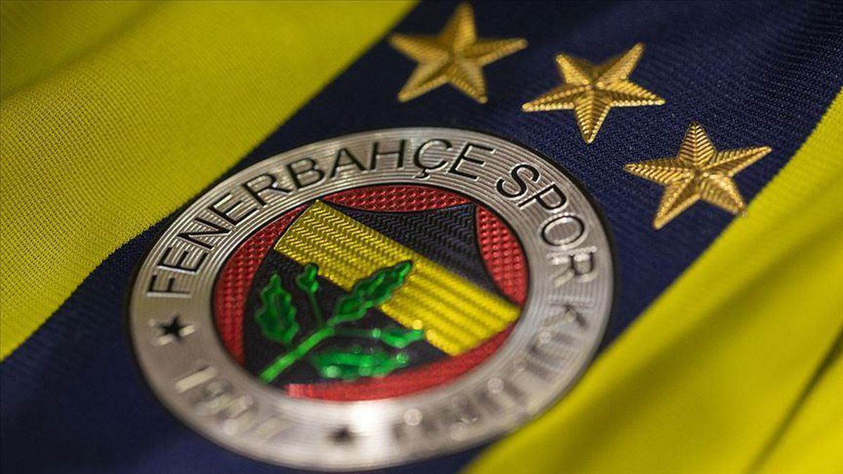 Yayıncı kuruluş, küfürlü tezahüratlara tepki gösteren Fenerbahçe'den özür diledi