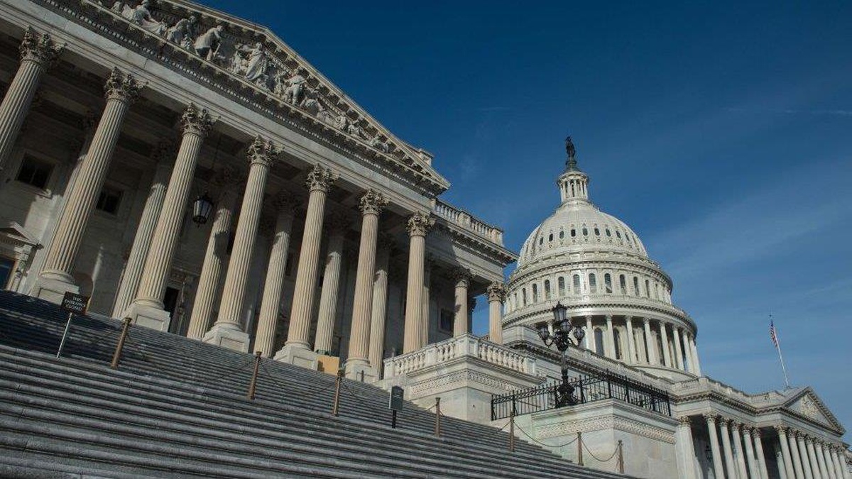 ABD\'de Demokratlar Trump\'ın azil süreci için harekete geçti