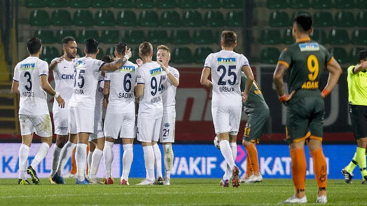 Alanyaspor, evinde Kasımpaşa\'ya 2-1 mağlup oldu